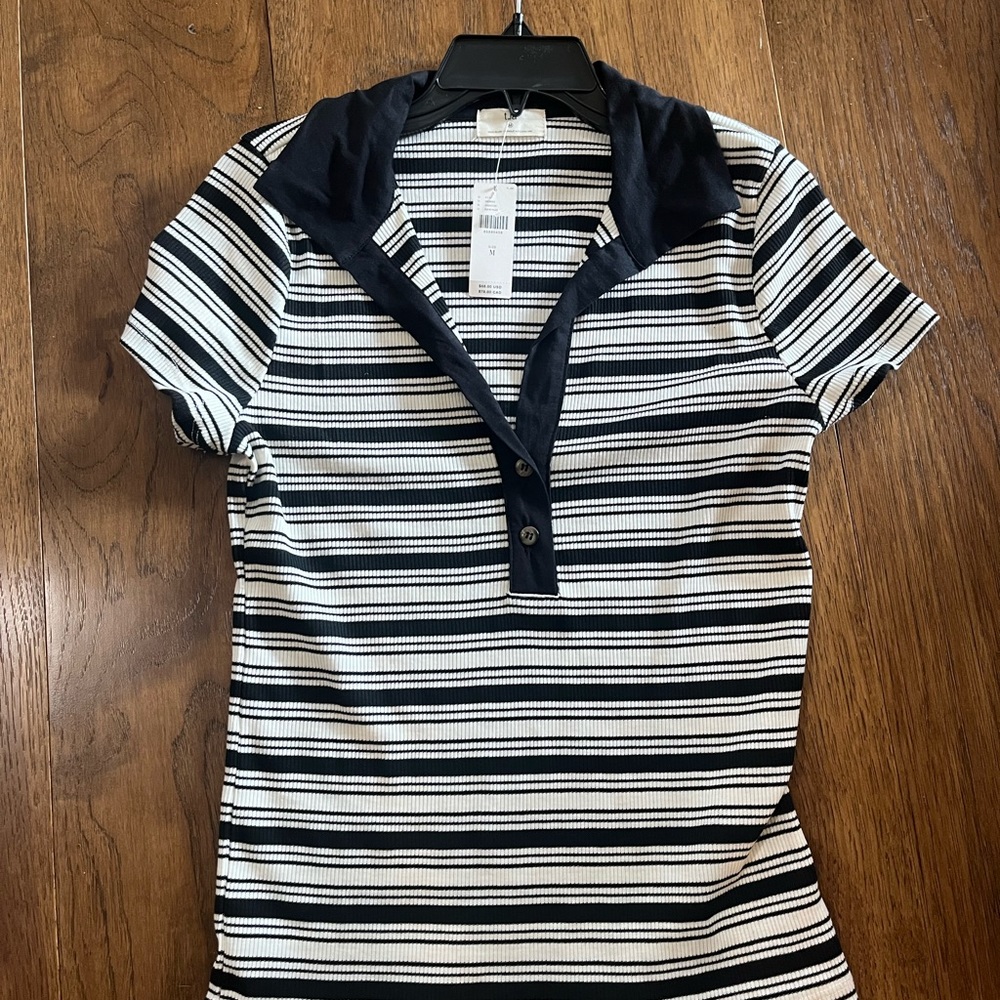 Anthropologie tee shirt